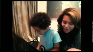 Beyonce sing a song Julez wrote for Blue