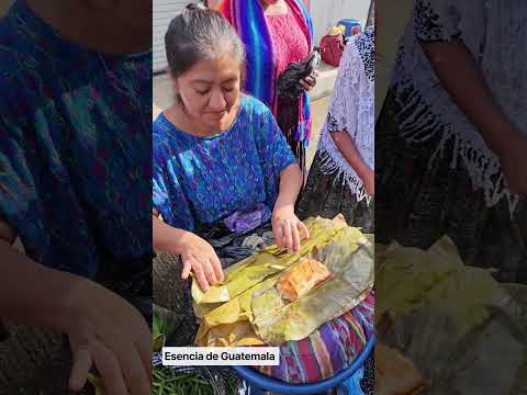 Los ricos tamales que venden en el mercado de #Chamelco #AltaVerapaz