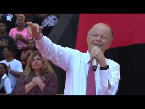 PR. FERNANDO RODRIGUES & BP. MACEDO - DOU GRAÇAS A DEUS ( AO VIVO )