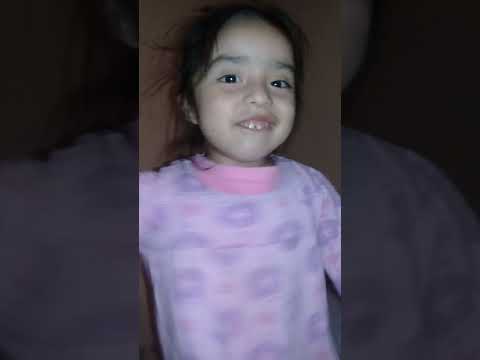 Nichole cantando Sammy el heladero