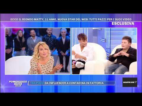 MATTY IL BIONDO E LE RAGAZZINE POMERIGGIO 5 BARBARA D:URSO