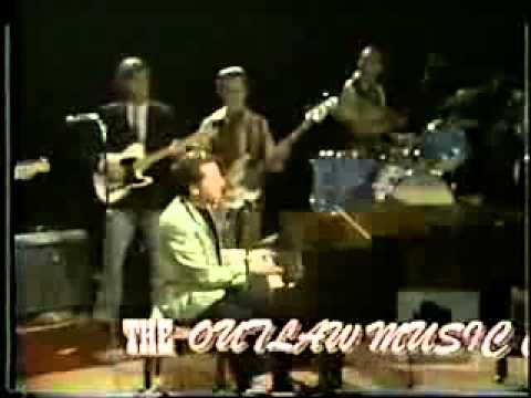 Jerry Lee Lewis  - Pick Me Up On Your way down 1969 (live)