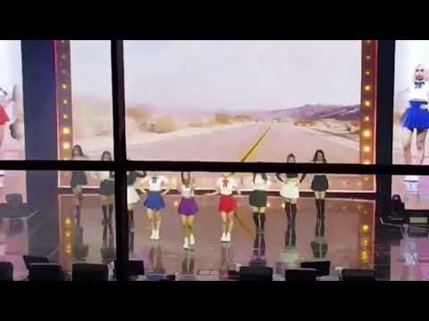 loona / odd eye circle - girl front (live @ line&up event)