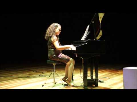 Recital de Instrumento- Yasmim Porcelo "Alegre Matinada" e "Férias na Espanha" - 12/2014