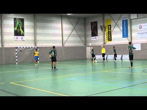 Veerhuis B1 januari 2014  2 - 1 doelpunt