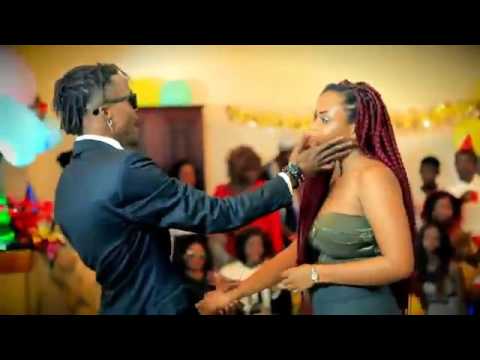 DEBORDO LEEKUNFA   SHAKE YOUR BODY clip officiel 2015