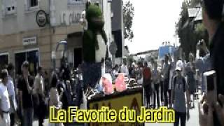 preview picture of video '2009 chars défilé st Laurent Blain'