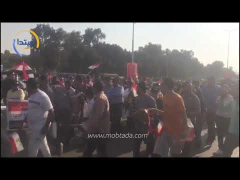 عاجل المصريون يتوافدون على المنصة لتأييد الرئيس السيسى