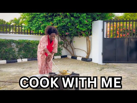 Cook our CHRISTMAS CHICKEN STEW With Me! #christmaseve 