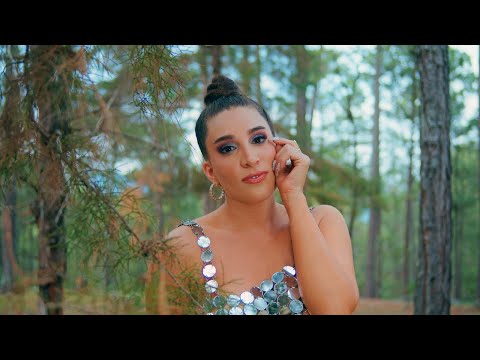 Alexa Ferrari - Mis Ojos (Official Video)