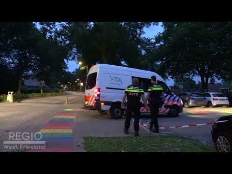 Man (55) rijdt opzettelijk school in vanwege conflict