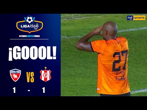 Erik Correa cambia penal por gol y empata el compromiso en Santa Cruz.