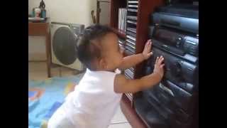 She Likes to Enjoy Music
