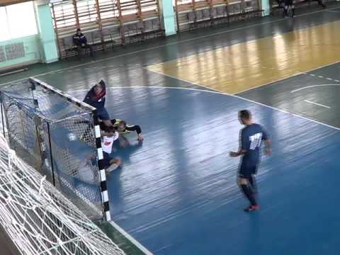 Кубок ФК Универ.12 тур.11-13 лига.Bristella - Новая вода-2