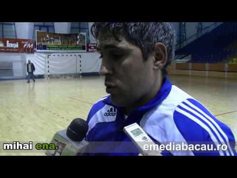 Handbal (f): CSM Bacau -- "U" Jolidon Cluj 30 - 35 (Declaratii: Gheorghe Covaciu & Gabriel Armanu)