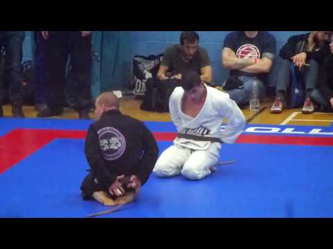 Dinu Bucalet vs Luke Holness - London Warriors Cup 2017 - Brown Adult - Middle