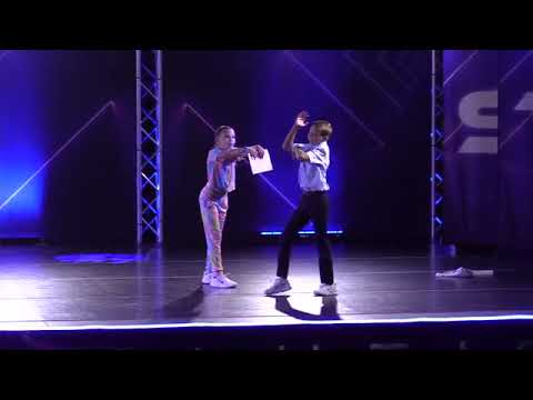 Mr  Postman - Cam and Allie 2022