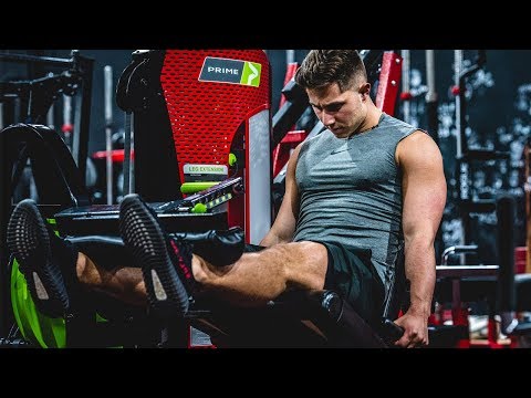 The RIGHT Way To Use The Leg Extension For Big Quads! (FIX YOUR FORM!)