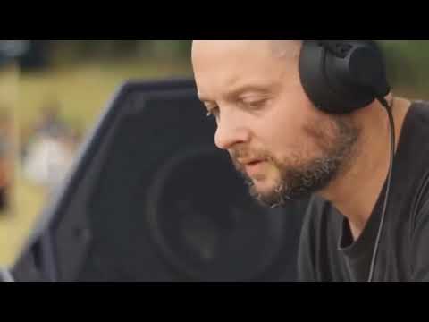 Teenage Mutants & Laura Welsh - Falling For You (Marchez & Dennis Extended Mix)