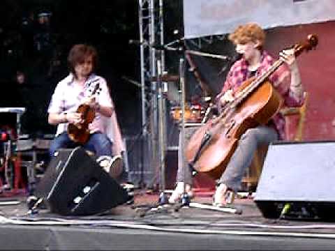 Warsaw Village Band - Serce