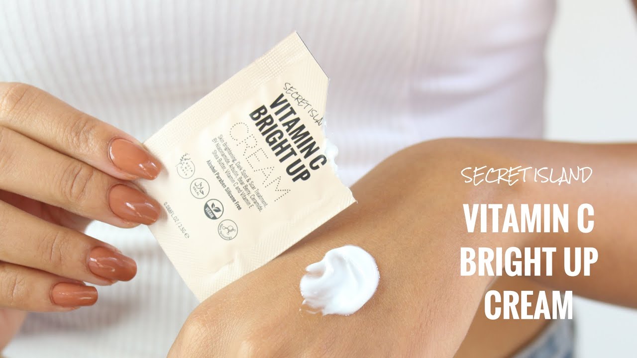 SECRET ISLAND Vitamin C Bright Up Cream Sample Size 2.5g