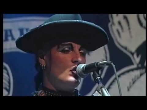 Das Leben Ist So Hart Wie Eine Latte - Vicki Vomit