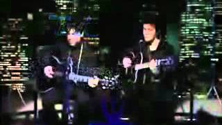 Prince acoustic &quot;reflection&quot; with Wendy