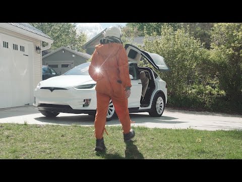 "Spaceships. For Earth." Tesla Commercial 2017 #projectloveday Video