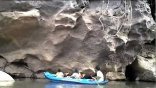 preview picture of video 'Canoeing Tour on the Sok River - Khao Sok Paradise Resort'