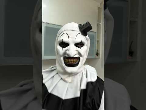 EL PAYASO TERRIFIER!