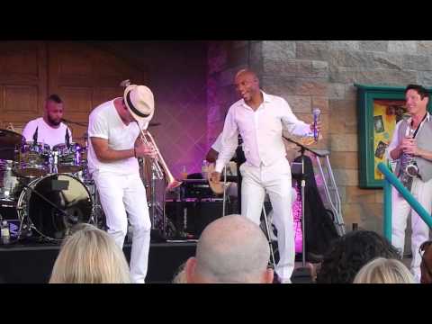 Dave Koz, Rick Braun, Kenny Lattimore - Don't Look Any Further - DSCN0357