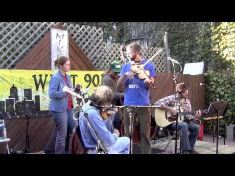 Cornstalker Cajun Band FORT WASHINGTON TWO STEP (Alicia Jo Rabins) -cover @ WEFTfest 2012