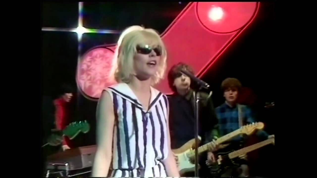 Blondie - Sunday girl 1979 Top of The Pops - YouTube