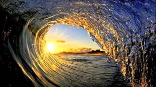 Hammock - Raising Your Voice...Trying To Stop An Echo