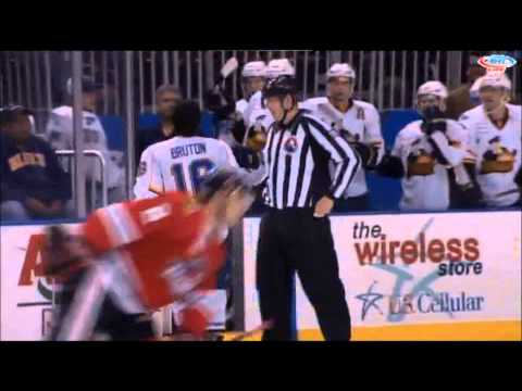 Brad Mills vs Chris Bruton