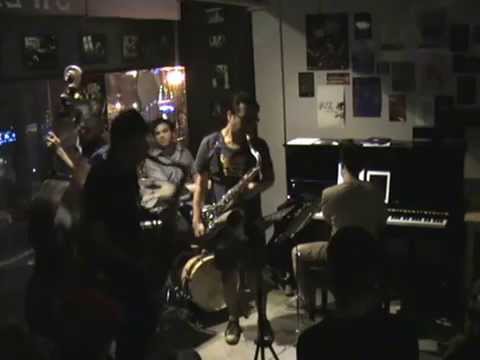 BOSS TENORS live at SWEETS - Song for Jijee