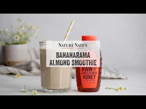 Bananarama Almond Smoothie with Honey