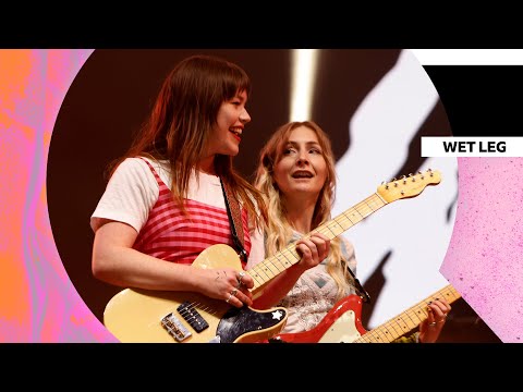 Wet Leg  - Chaise Longue (Big Weekend 2022)