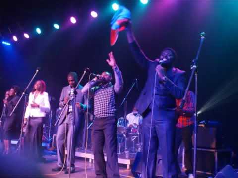 1 heure avec Jesus Christ, Volume 2   Adorons l’Éternel Lyrics et traduction