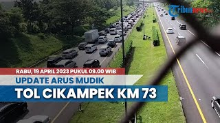 Suasana di Tol Jakarta-Cikampek KM 73, Kendaraan Terpantau Padat Merayap