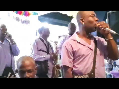 Pruberi Kaseko formatie - Motjo poku💃🏾🇸🇷🌍