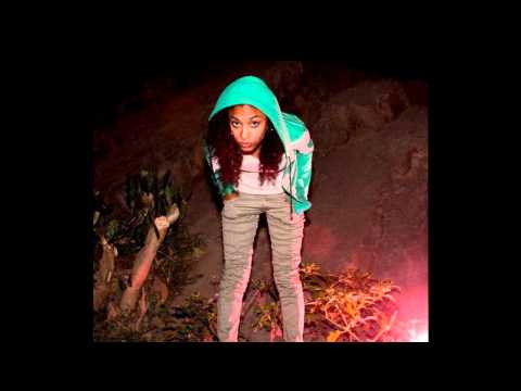 Karolinativa Ft. No Módico & Russo - Solo Quiero