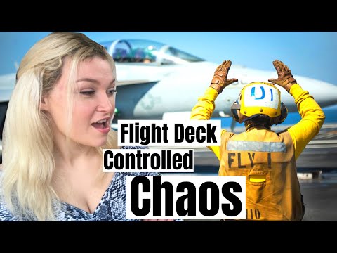 Neuseeländisches Mädchen reagiert auf das von einem Flugzeugträger der US-Marine kontrollierte Chaos