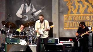 Robert Cray - Leave Well Enough Alone @ Jazz Fest 2011
