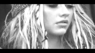 Christina Aguilera - Stronger Than Ever