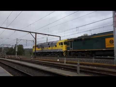 442 class and MZ Class lead a maintenance train - 22/8/14