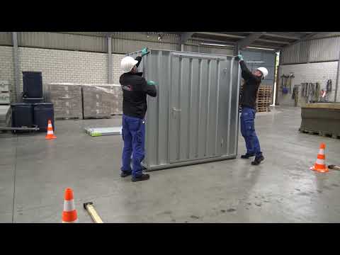 Montage eines Hacobau Schnellbaucontainers