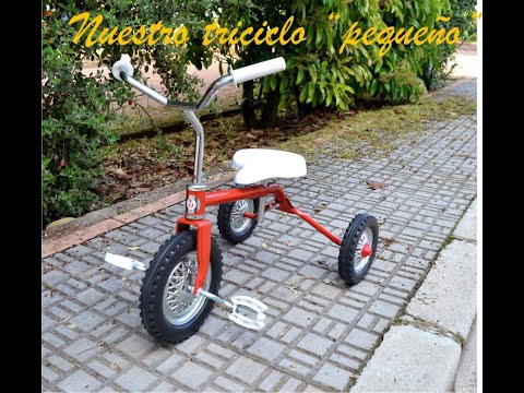 Triciclo pequeño clásico años 70