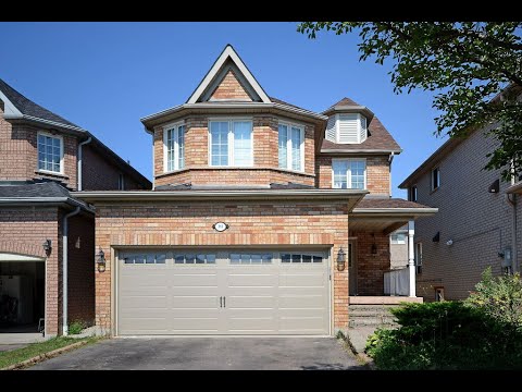 Home for sale at 717 Salinger Court, Mississauga, ON L5W 1L4