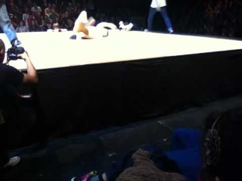 JOYEUX LOUFOCK VS WBB CANIBAL ,1/2final BURNING FLOOR 2011 BELGIQUE